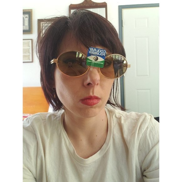 NWT Y2K Gold Sunglasses - Picture 3 of 3